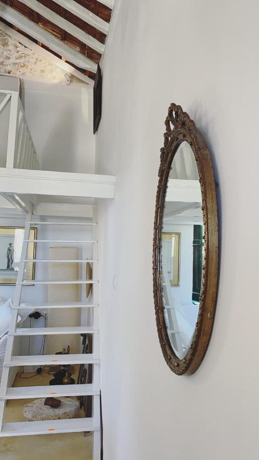 האלקי Hypate, Traditional Island Cottage מראה חיצוני תמונה